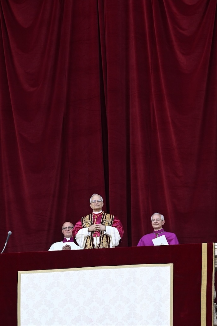 Robert Prevost se convierte en el Papa 267 de la historia con el nombre de León XIV.