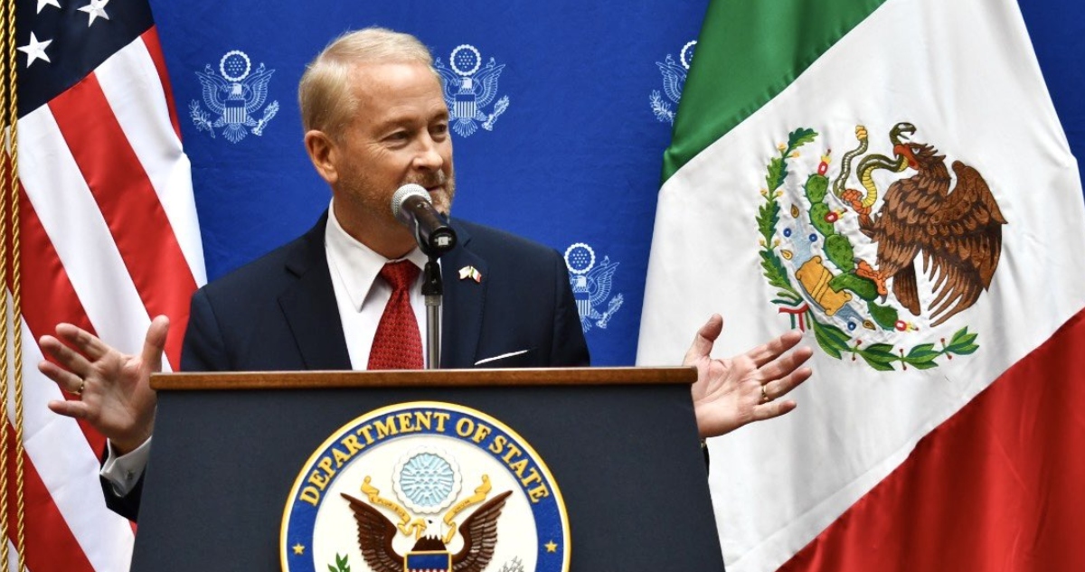 El Embajador de EU en México reconoce que Sheinbaum SÍ condenó protestas violentas.